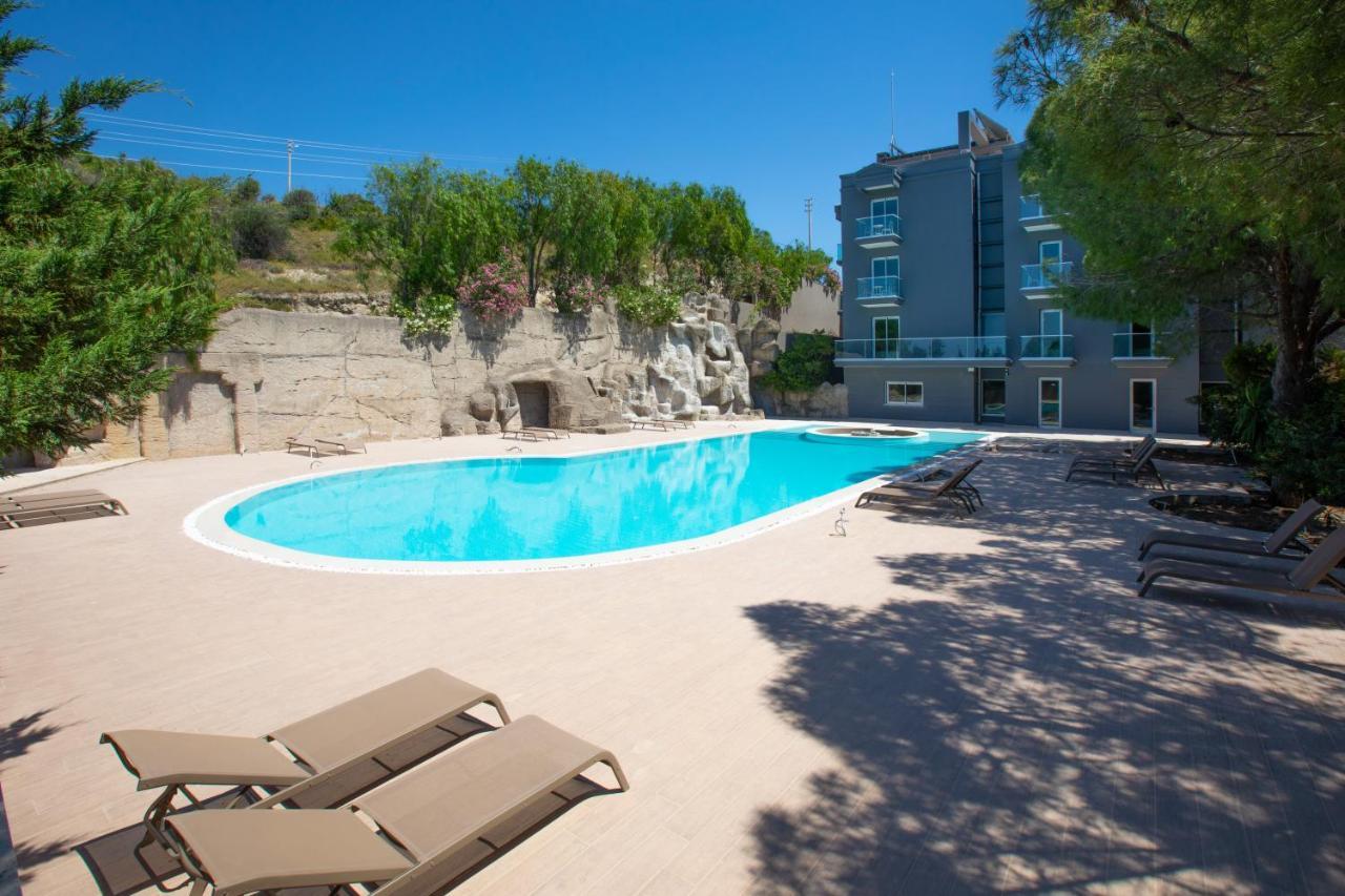 Aegean Apartments - Чешме Екстер'єр фото