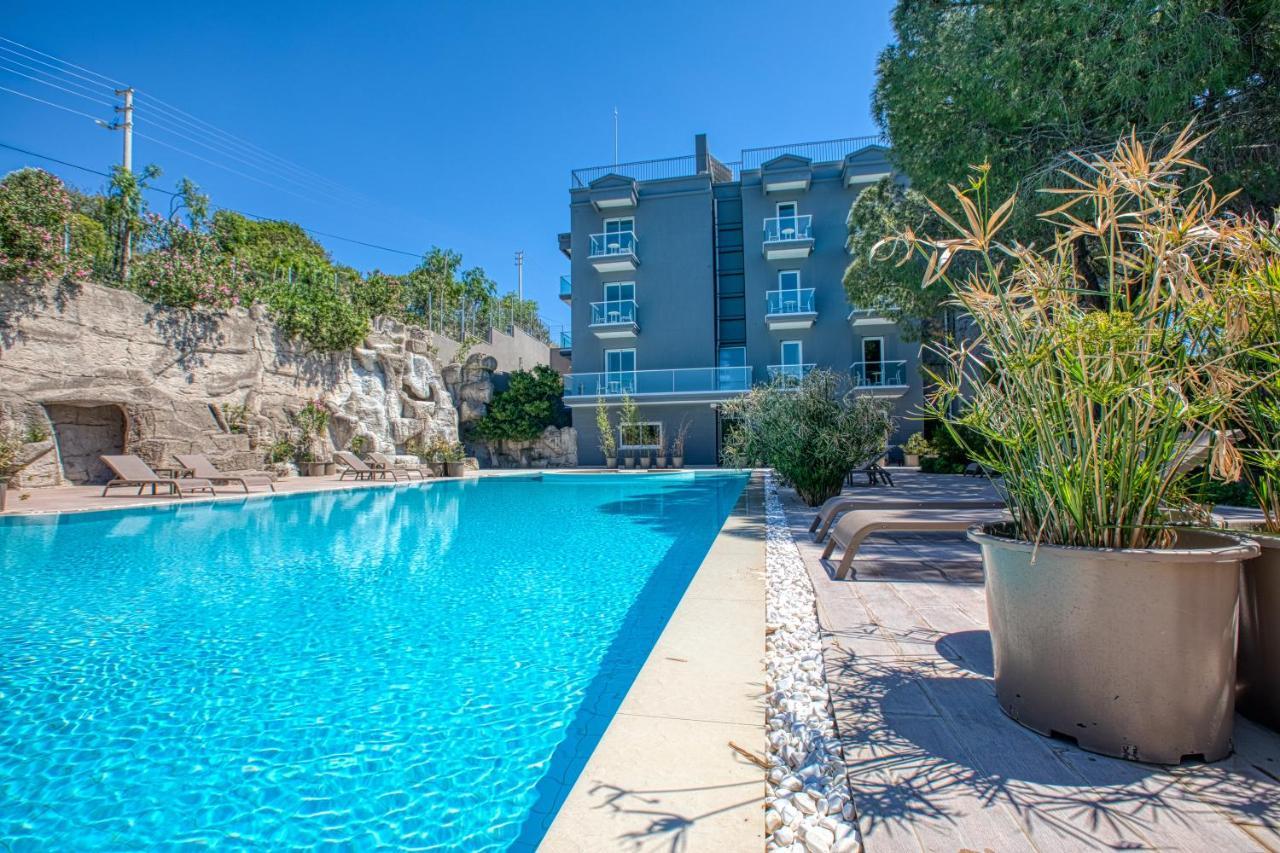 Aegean Apartments - Чешме Екстер'єр фото