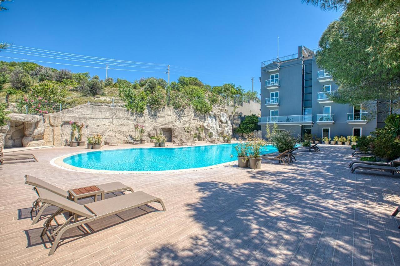 Aegean Apartments - Чешме Екстер'єр фото